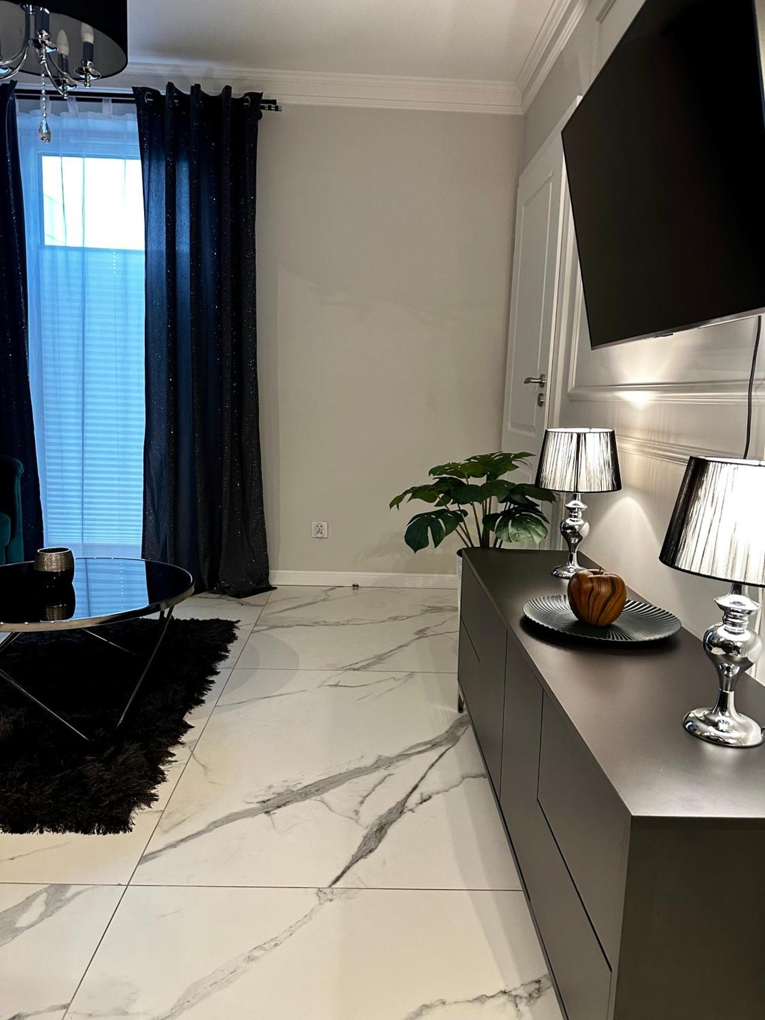 Apartamenty Kielce- Apartament Szmaragd Przy Zalew Kielecki, Faktura, Parking, Centrum Екстер'єр фото