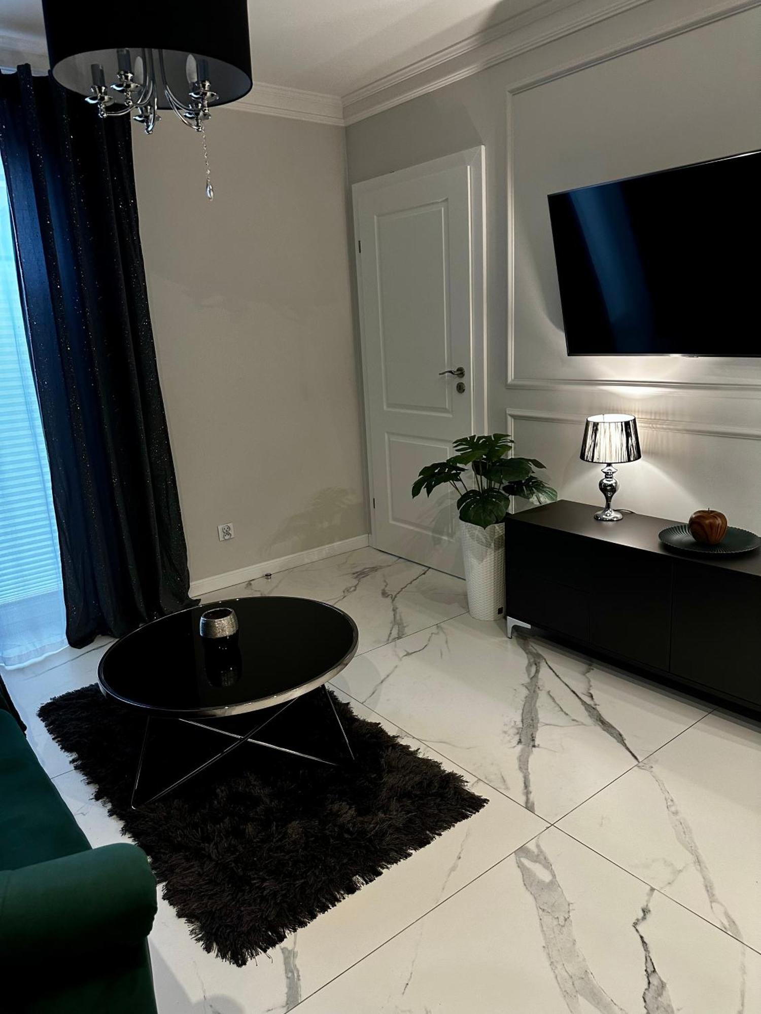 Apartamenty Kielce- Apartament Szmaragd Przy Zalew Kielecki, Faktura, Parking, Centrum Екстер'єр фото